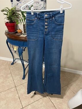 American Eagle Super High Rise Flare Jeans - 2